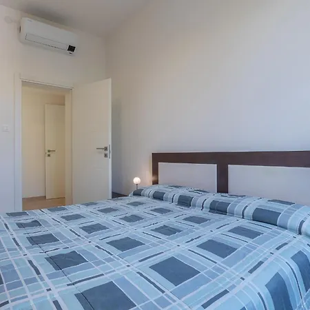 Appartamento Spacious X5 With Two Balconies! *