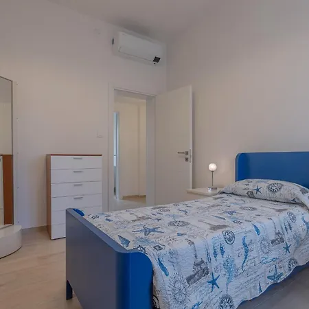 Spacious X5 With Two Balconies! Apartamento *